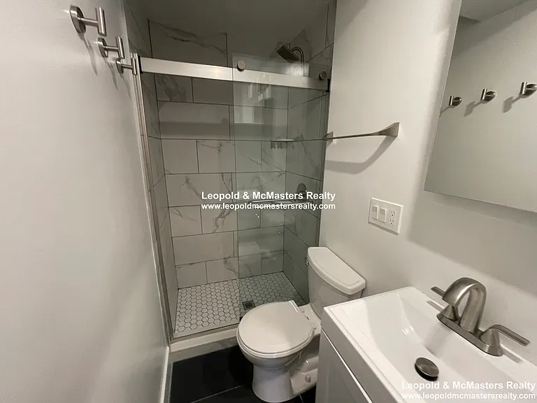 24 Mt. Vernon St apartment — Photo 92