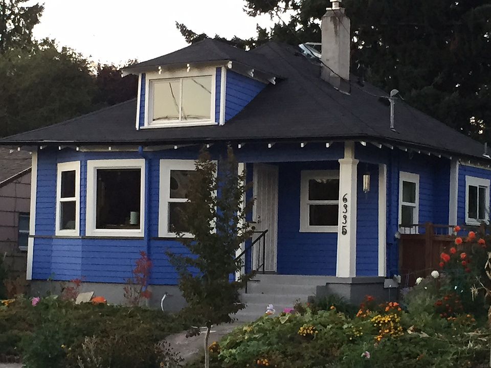 2nd image of 6335 NE Pacific St