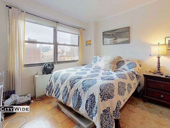 2nd image of 300 W 55th St APT 14Y