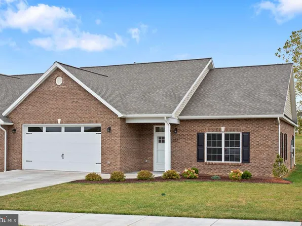 267 Freemont Cir, Broadway, VA 22815