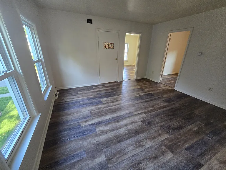 112 Helen St #2 — Photo 9