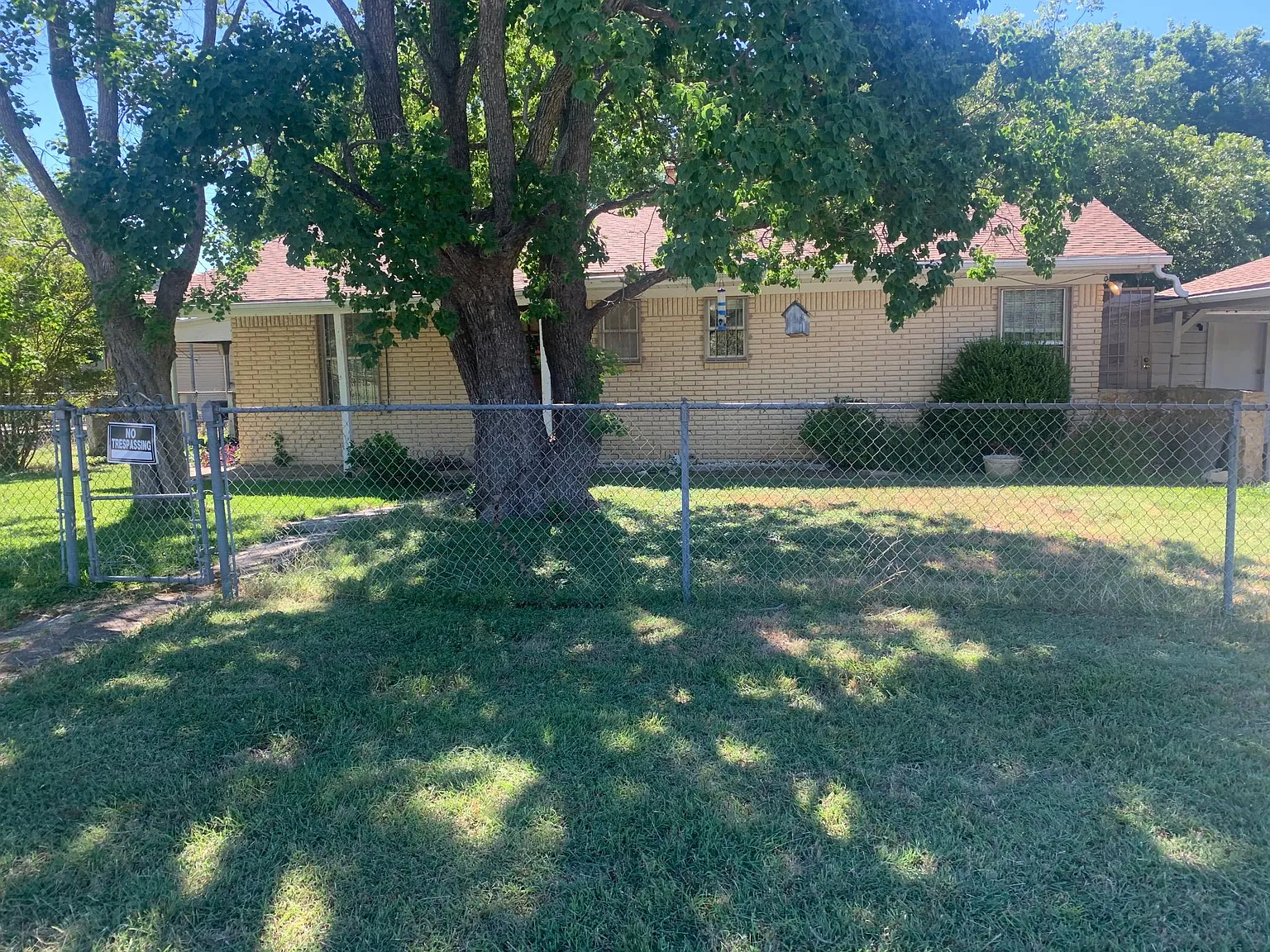 505 S Juanita Dr — Photo 1