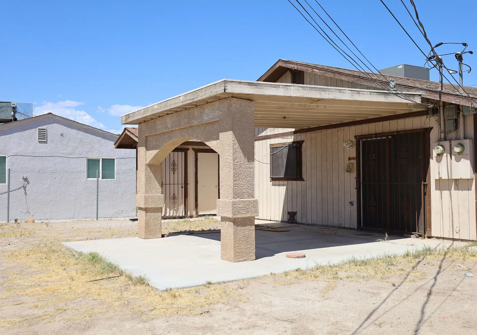 1309 E Cartier Ave — Photo 1
