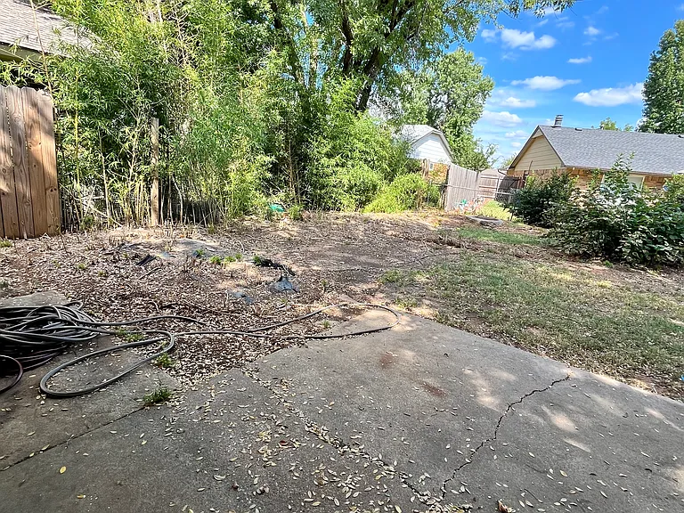 Kay Hill Ln — Photo 19
