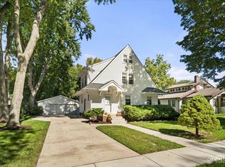 107 E Main St, Yorkville, IL 60560