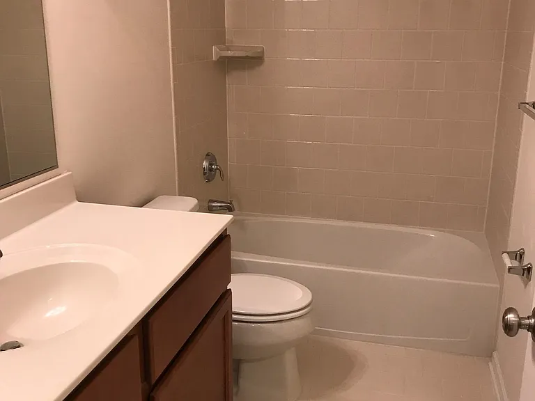 42314 Rockrimmon Ter — Photo 36