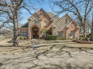 105 Country Vista Cir, Burleson, TX 76028