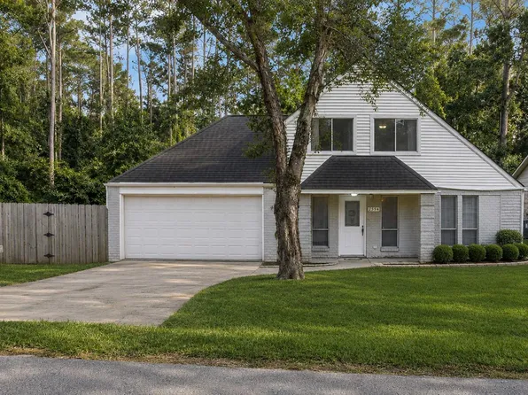 2554 River Rdg, Conroe, TX 77385