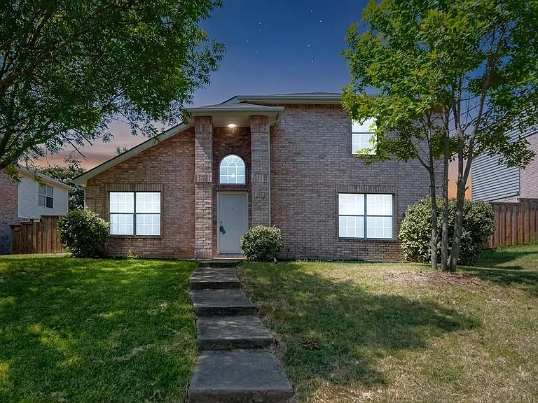 2802 Granite Ave — Photo 2