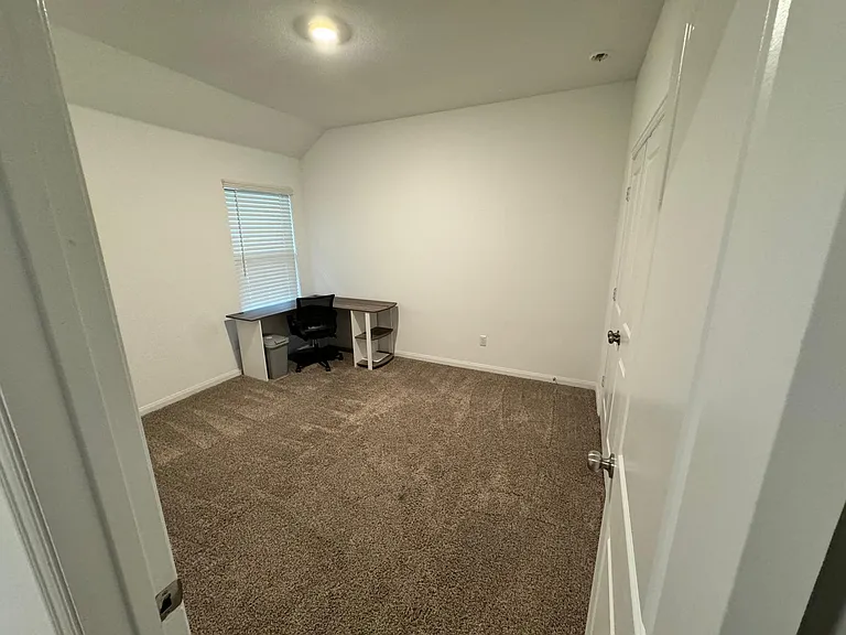 12204 Perritos Pl — Photo 12