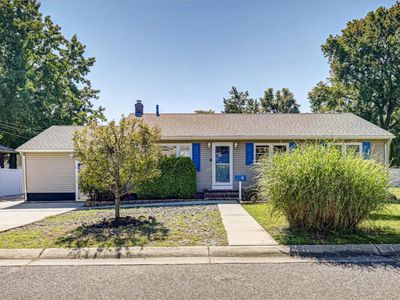 8 Poplar Street, Port Monmouth, NJ, 07758