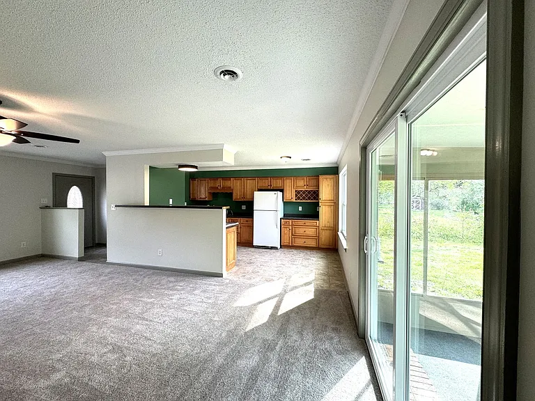 833 Mill River Rd — Photo 7