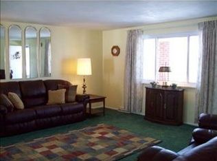 851 N Whitmore Rd, North Huntingdon, PA 15642