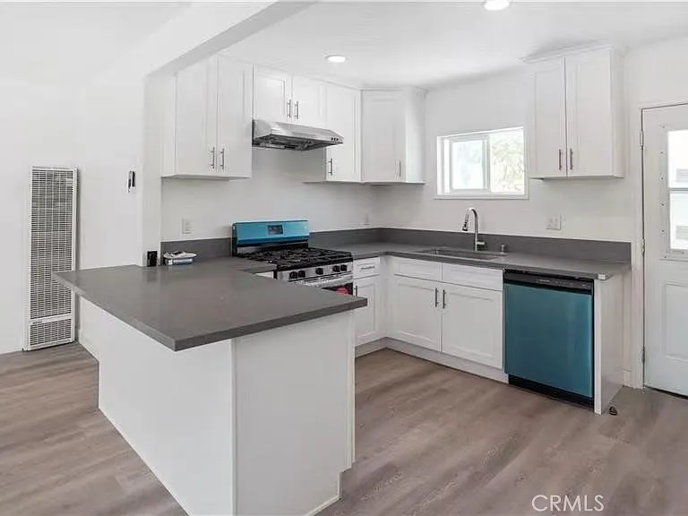 4249 Filhurst Ave — Photo 3