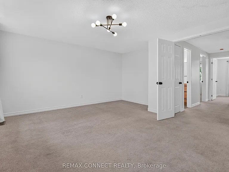 829 Cavan Ct — Photo 19