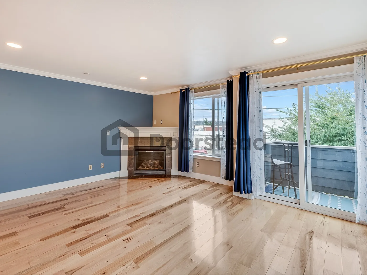 3 bed, 2.5 bath, 1500 sqft, $3,500 — Photo 4