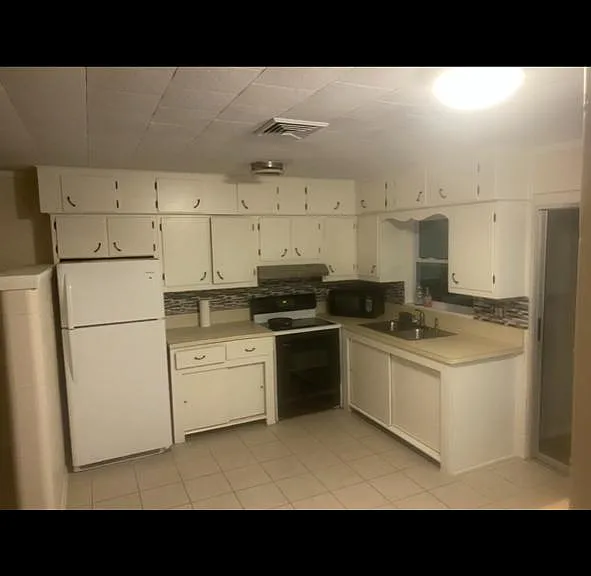 2430 S Lake Letta Dr #1 — Photo 6