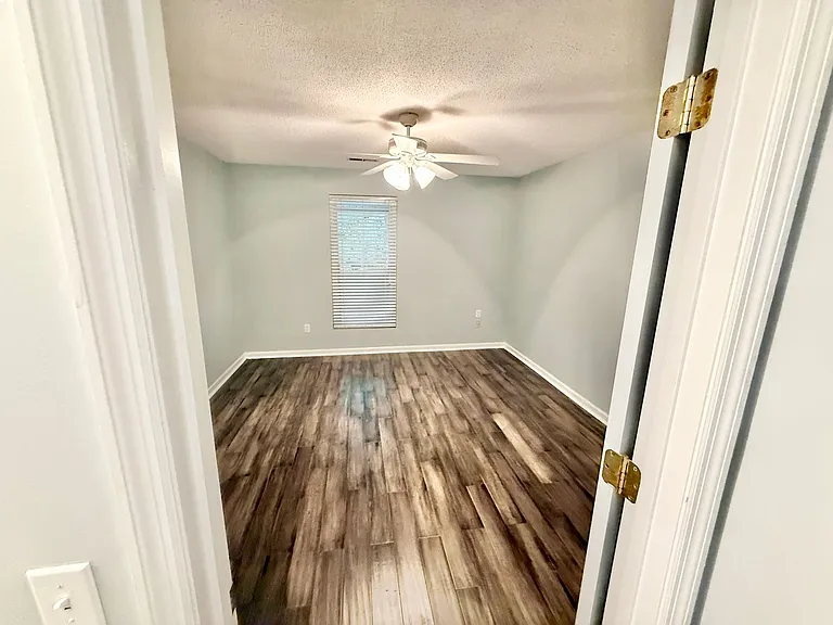 228 Dalton Place Way — Photo 9