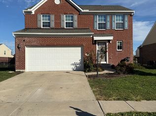 1570 Cedar Creek Dr, Centerville, OH 45458