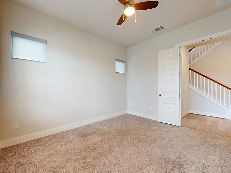 11526 Hollering Pass — Photo 31