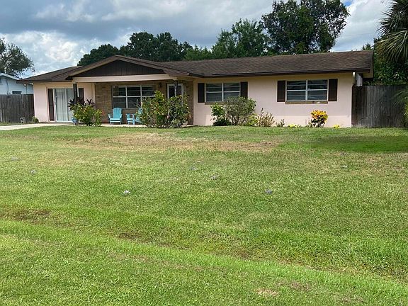 3rd image of 7808 Santana Avenue
