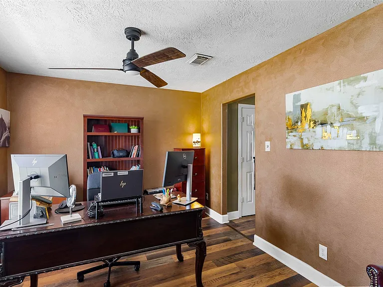 4111 Boulder Dr — Photo 4