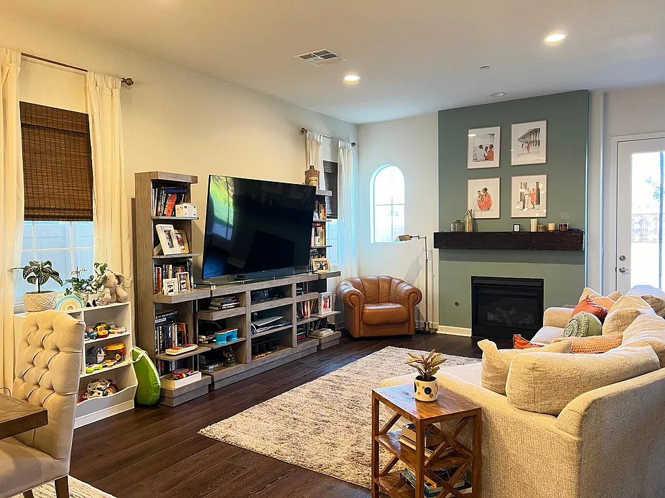 1561 Thorpe Trl