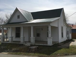 109 W Mulberry St, Westport, IN
