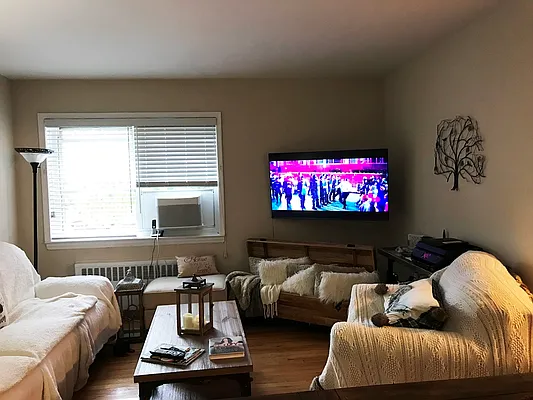 Rented by Prime Realty | media 39