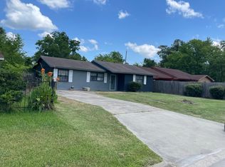 3950 Audree St, Beaumont, TX 77708