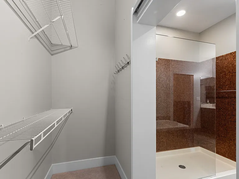 4100 Forest Park Ave #507 — Photo 18