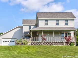 455 Pine Hills Ln, Benton Harbor, MI 49022