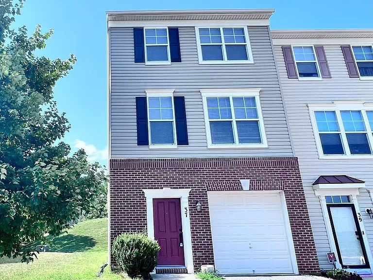 37 Rapidan Dr — Photo 1