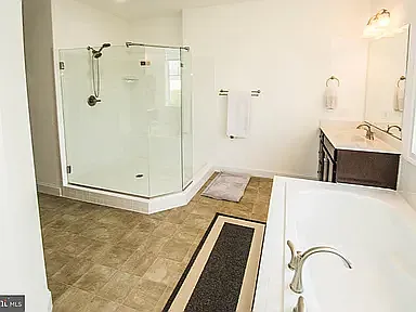 71 Coachman Cir — Photo 22