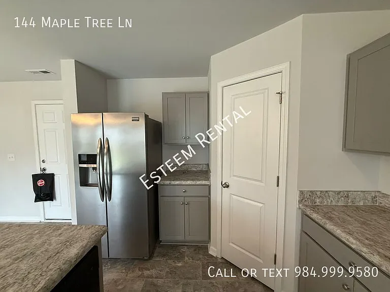 144 Maple Tree Ln — Photo 5