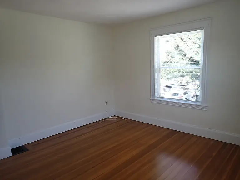 265 Ash St #2 — Photo 7