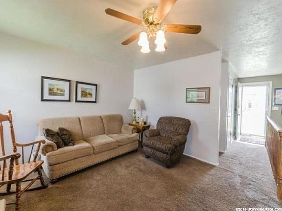 5th image of 5613 S Whitewood Dr