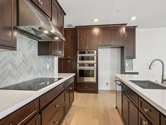 Serenity Lot 906 Kitchen