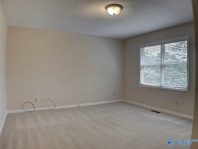2503 Wynterhall Rd SE — Photo 11