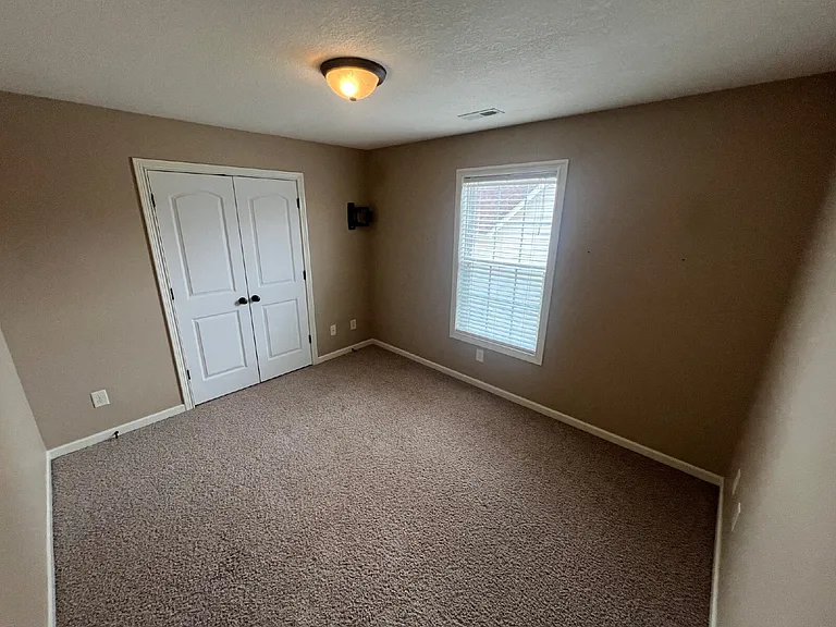 3462 Southwood Dr — Photo 28