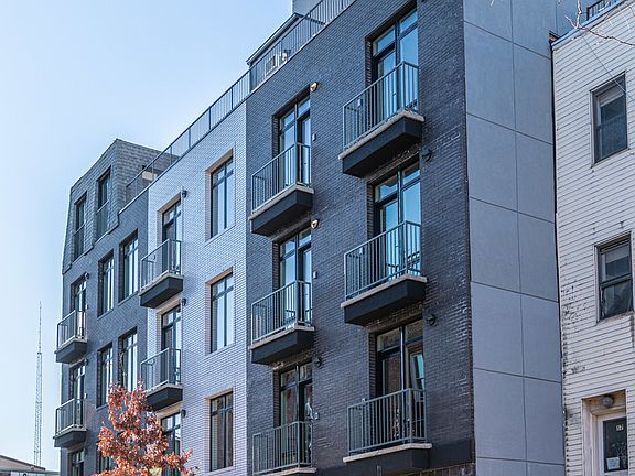 5th image of 15 Jefferson St #1F