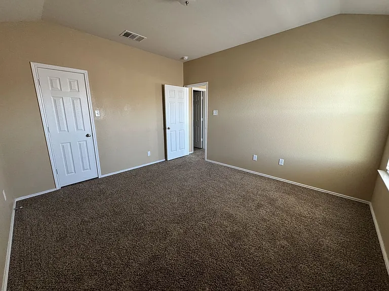 6406 Clear Brook Dr — Photo 32