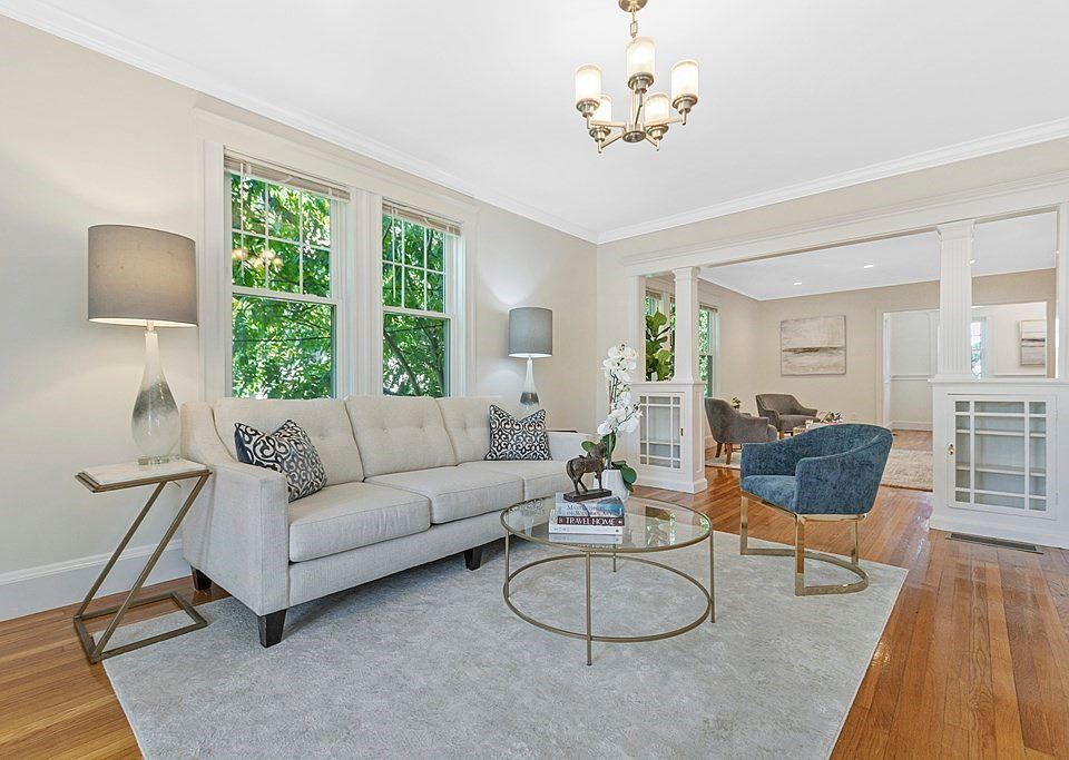 23 N Warren St, Woburn, MA 01801 Zillow