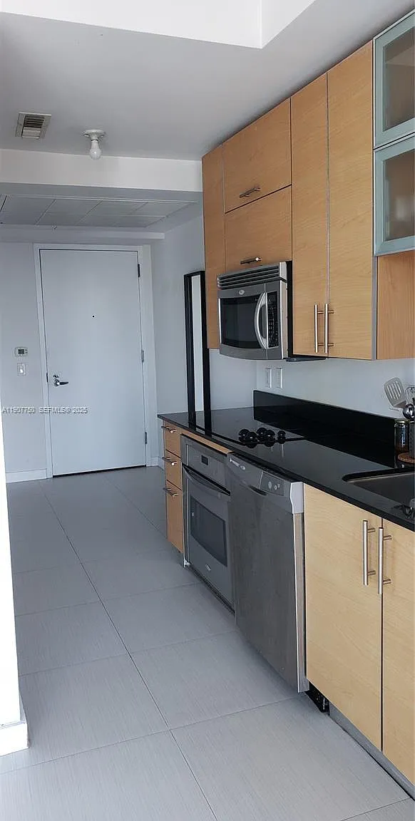 1 bed, 620 sqft, $2,800 — Photo 3