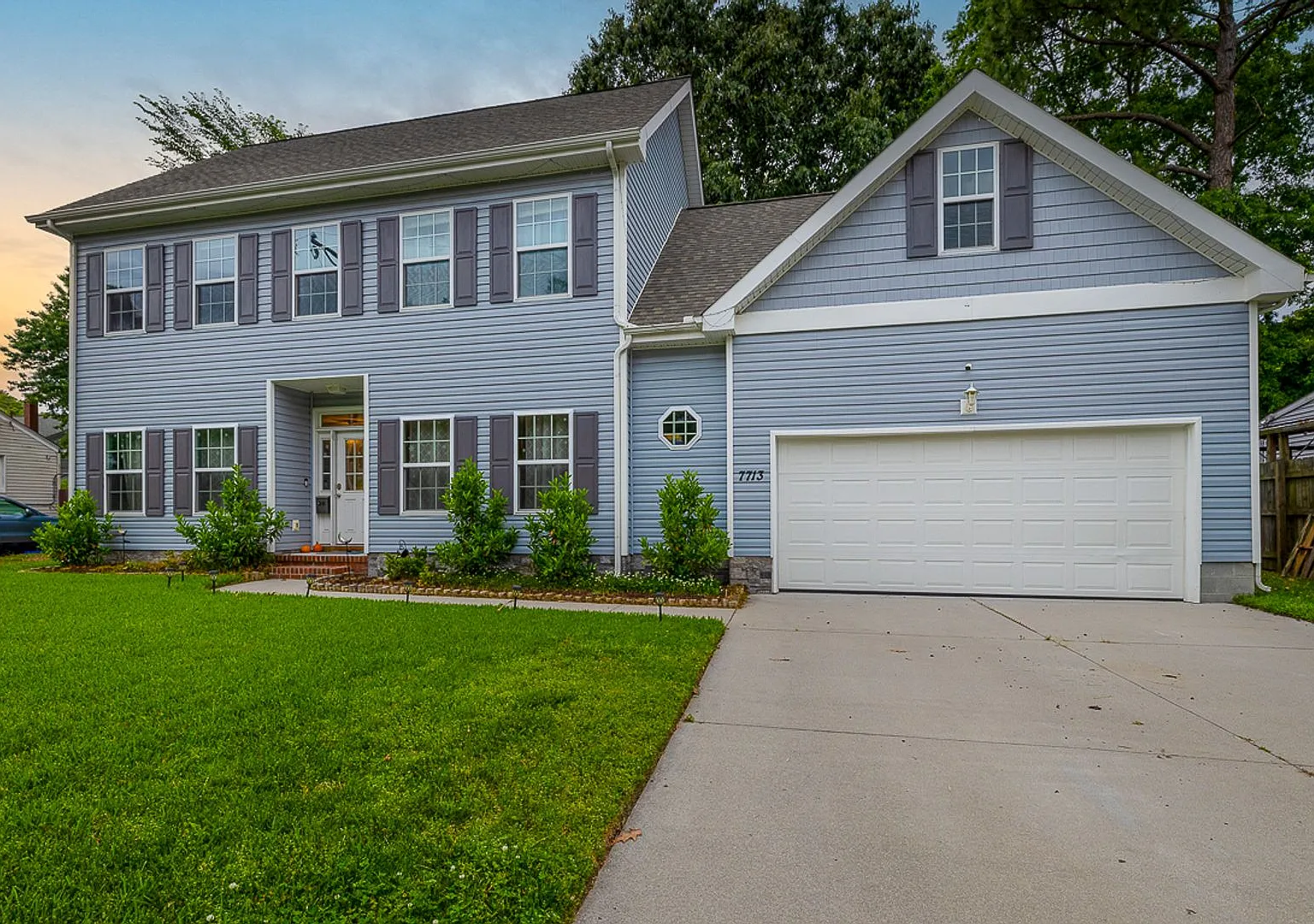 Check out this gorgeous 4 bed 2.5 bath home available for rent in Norfolk, VA! — Photo 3