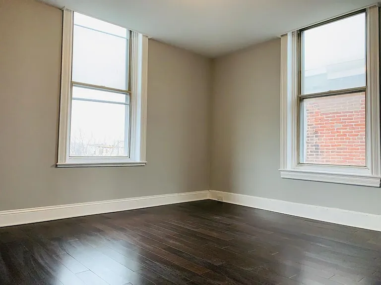 1524 S Broad St — Photo 12