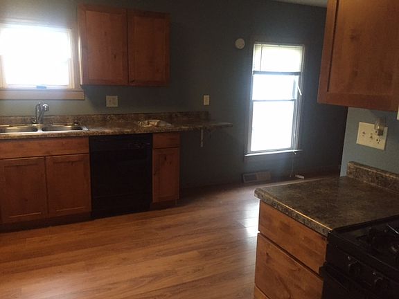 4th image of 412 Palmwood Ave