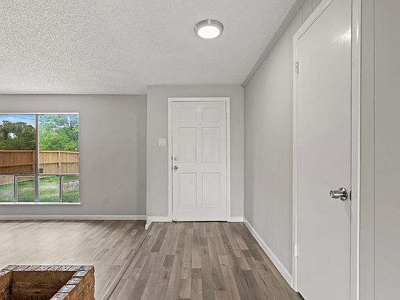 5th image of 3808 Corto St