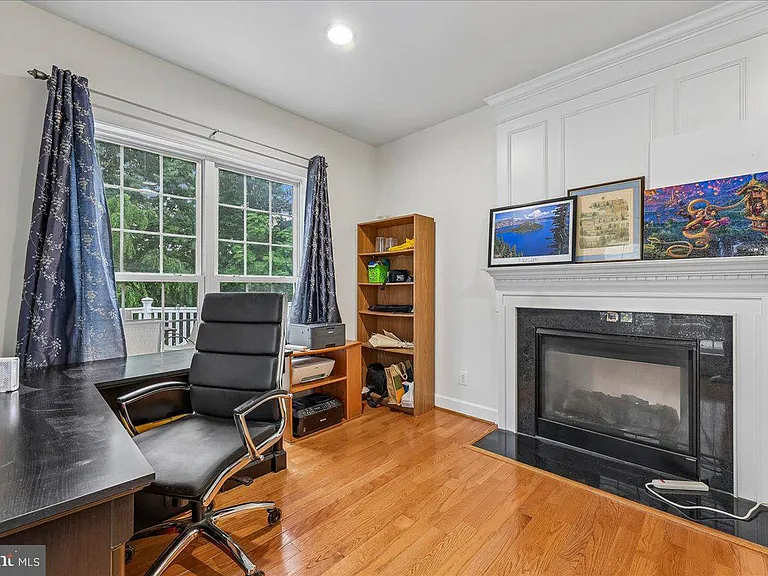 9529 Mountwood Dr — Photo 4