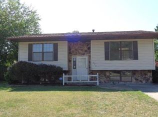 829 Saint Dominic Dr, Cahokia, IL 62206